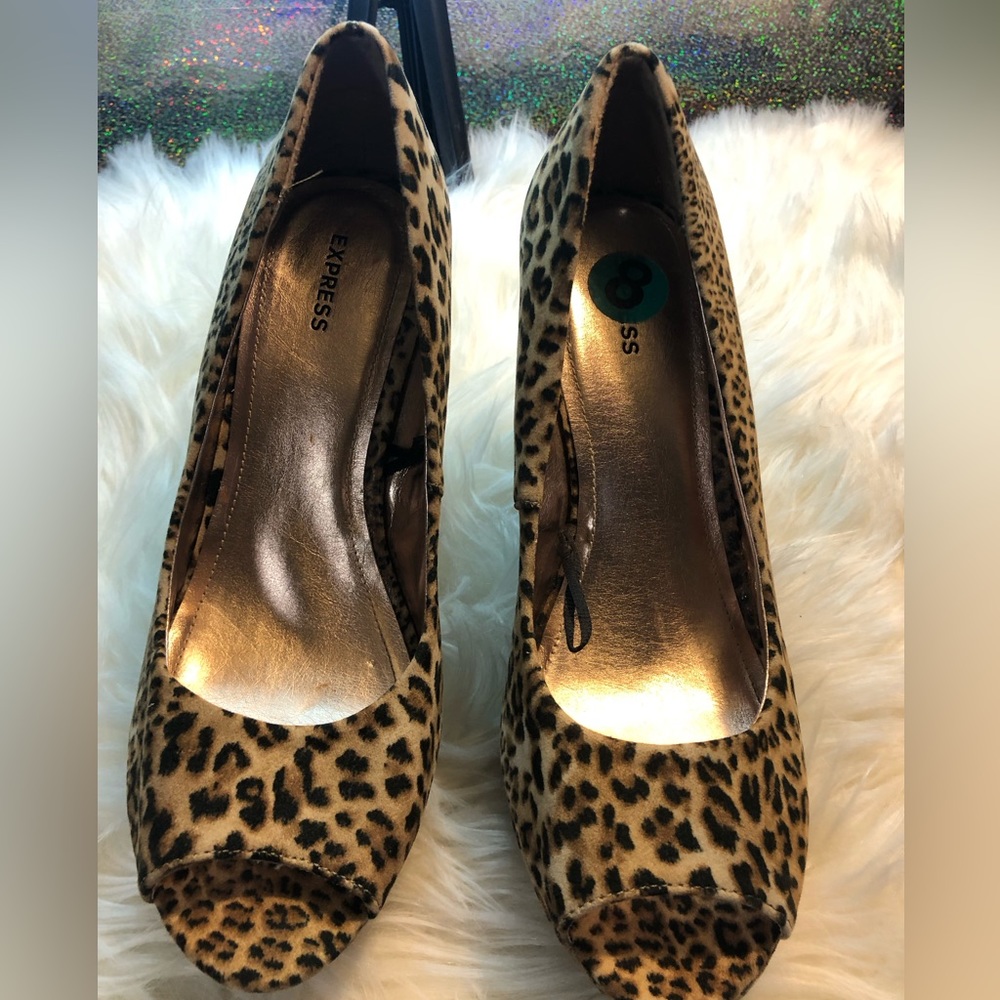 Open Toe Leopard Print Wedges